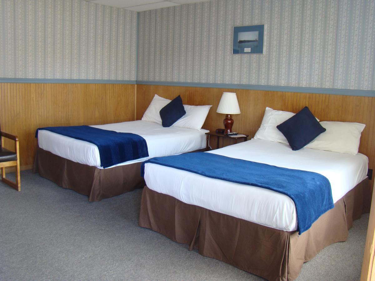Long Ships Motel Су-Сент-Мари Экстерьер фото